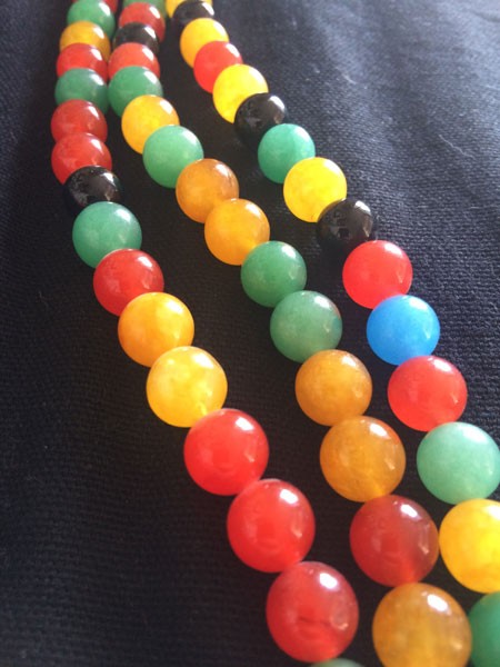 Piedra agata con forma de bolita lisa mix colores